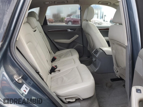 2011 Audi Q5 Premium Plus z VIN WA1LFAFP9BA031020, wystawiony jako Copart lot #88747135 z przebiegiem 177 382 mil mil oraz Szkoda całkowita • Salvage title. Historia ofert i sprzedaży dostępna na DreamBid. Obrazek 10.