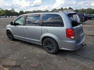 2019 Dodge Grand Caravan GT with VIN 2C4RDGEG3KR693911, listed as a Copart auction lot 71847894 with 130,541 mi miles and Salvage Title. Bid and sale history available at carsss.com. Image 2.