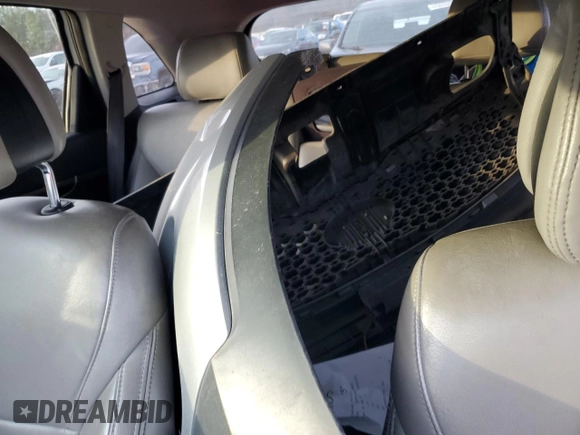 2016 Kia Sorento L with VIN 5XYPG4A30GG014611, listed as a Copart auction lot 41876985 with Not Provided miles and Salvage Title. Bid and sale history available at DreamBid. Image 10.