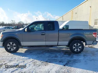 2009 Ford F-150 XL with VIN 1FTPX14V49FA37682, listed as a IAAI auction lot 41589752 with 176,691 mi miles. Bid and sale history available at carsss.com. Image 14.