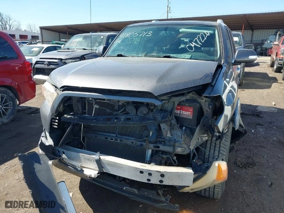 2011 Toyota 4Runner Trail with VIN JTEBU5JR4B5047220, listed as a IAAI auction lot 41805713 with 215,757 mi miles. Bid and sale history available at carsss.com. Image 6.