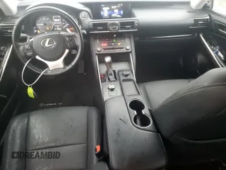 2020 Lexus IS 300 with VIN JTHAA1D20L5105050, listed as a Copart auction lot 71767344 with 31,186 mi miles and Salvage title. Bid and sale history available at DreamBid. Image 8.