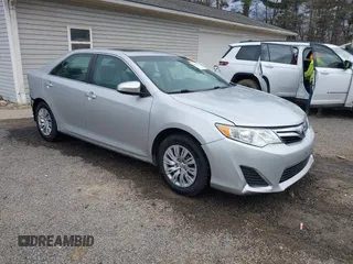 2012 Toyota Camry L with VIN 4T1BF1FK3CU589236, listed as a IAAI auction lot 41947474 with 143,421 mi miles. Bid and sale history available at carsss.com. Image 1.