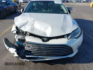 2018 Toyota Avalon XLE with VIN 4T1BK1EB8JU280176, listed as a IAAI auction lot 41632952 with 73,991 mi miles. Bid and sale history available at carsss.com. Image 6.