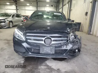 2018 Mercedes-Benz C 300 z VIN WDDWF4KB0JR404899, wystawiony jako Copart lot #57587555 z przebiegiem 89 790 mil mil oraz Szkoda całkowita • Salvage title. Historia ofert i sprzedaży dostępna na DreamBid. Obrazek 5.