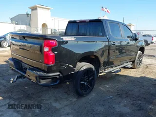 2021 Chevrolet Silverado 1500 LT Trail Boss with VIN 3GCPYFEL2MG372535, listed as a IAAI auction lot 41646737 with 87,536 mi miles and . Bid and sale history available at DreamBid. Image 4.