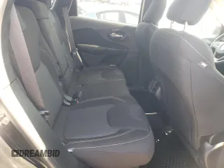 2017 Jeep Cherokee Latitude z VIN 1C4PJMCS8HW530158, wystawiony jako Copart lot #55264705 z przebiegiem 46 608 mil mil oraz Szkoda całkowita • Salvage title. Historia ofert i sprzedaży dostępna na DreamBid. Obrazek 11.