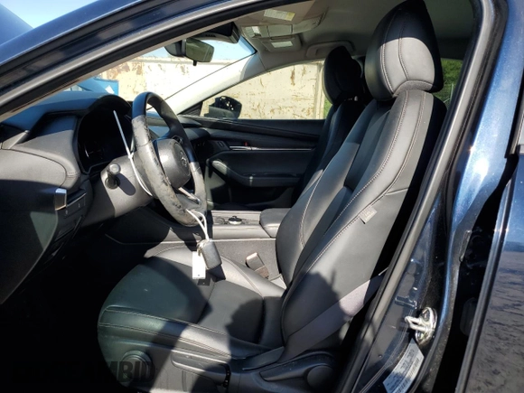 2019 Mazda 3 Select with VIN JM1BPACL5K1106490, listed as a Copart auction lot 56933505 with 57,540 mi miles and Non repairable. Bid and sale history available at DreamBid. Image 7.