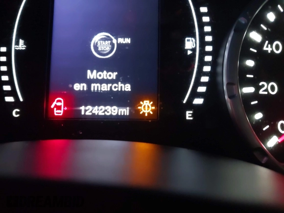 2017 Jeep Renegade Latitude with VIN ZACCJABB8HPF94423, listed as a IAAI auction lot 41272052 with 124,239 mi miles and . Bid and sale history available at DreamBid. Image 15.