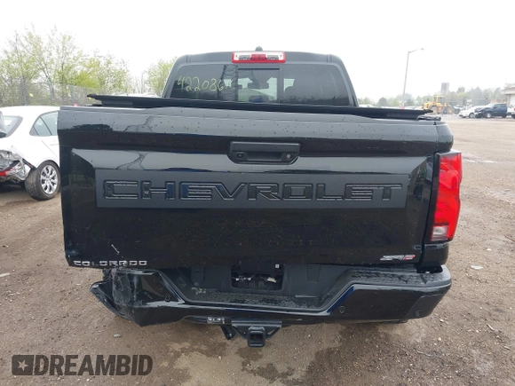 2024 Chevrolet Colorado 4WD ZR2 with VIN 1GCPTFEK4R1270553, listed as a IAAI auction lot 42208616 with 3,700 mi miles and . Bid and sale history available at DreamBid. Image 16.