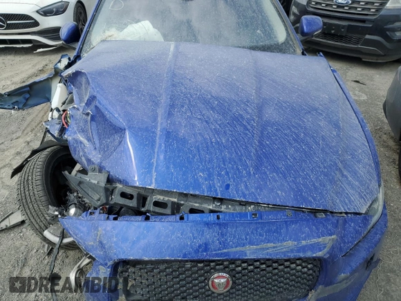 2018 Jaguar XE 25t Prestige with VIN SAJAK4FX8JCP31741, listed as a Copart auction lot 59664214 with 40,794 mi miles and Clean Title. Bid and sale history available at carsss.com. Image 11.