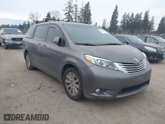 2015 Toyota Sienna Ltd with VIN 5TDDK3DC4FS096867, listed as a IAAI auction lot 41451129 with 226,548 mi miles. Bid and sale history available at carsss.com. Image 1.