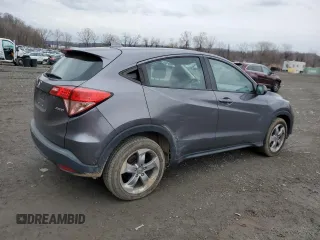 2018 Honda HR-V LX with VIN 3CZRU6H31JG714837, listed as a Copart auction lot 53018655 with 151,045 mi miles and Salvage Title. Bid and sale history available at carsss.com. Image 3.