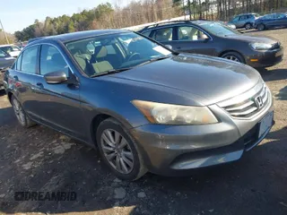 2011 Honda Accord EX z VIN 1HGCP2E76BA103156, wystawiony jako IAAI lot #41574683 z przebiegiem 122 482 mil mil oraz . Historia ofert i sprzedaży dostępna na DreamBid. Obrazek 1.