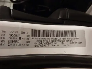 2015 Jeep Grand Cherokee Altitude with VIN 1C4RJFAG2FC905673, listed as a IAAI auction lot 41334271 with 160,531 mi miles. Bid and sale history available at carsss.com. Image 9.