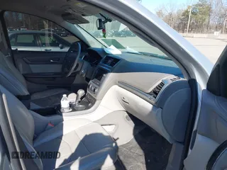 2014 GMC Acadia SLT z VIN 1GKKRSKD4EJ191809, wystawiony jako IAAI lot #41893345 z przebiegiem Nie podano mil oraz . Historia ofert i sprzedaży dostępna na DreamBid. Obrazek 5.