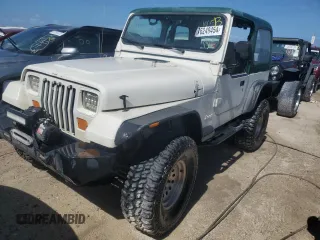 1992 Jeep Wrangler z VIN 2J4FY19P3NJ514780, wystawiony jako Copart lot #76249454 z przebiegiem 106 177 mil mil oraz Nie do naprawy • Non repairable. Historia ofert i sprzedaży dostępna na DreamBid. Obrazek 1.