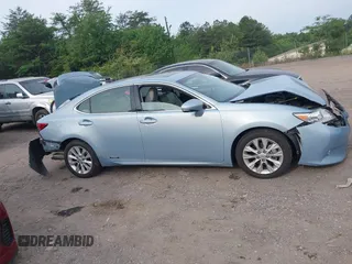 2013 Lexus ES 300h with VIN JTHBW1GG1D2008391, listed as a IAAI auction lot 42145055 with 127,722 mi miles and . Bid and sale history available at DreamBid. Image 13.
