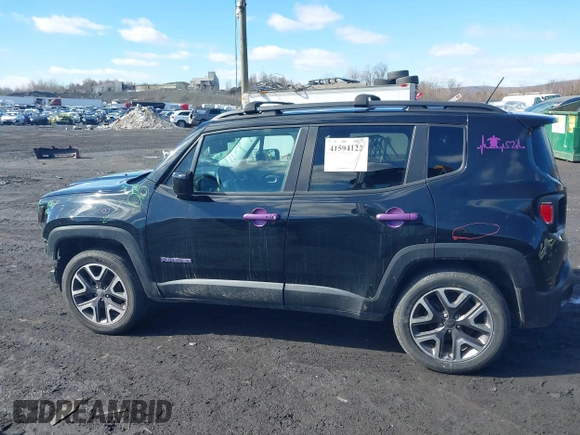 2017 Jeep Renegade Altitude z VIN ZACCJBBH3HPF09594, wystawiony jako IAAI lot #41594122 z przebiegiem 63 309 mil mil oraz . Historia ofert i sprzedaży dostępna na DreamBid. Obrazek 14.