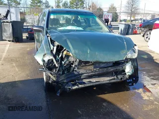 2004 Honda Civic VP with VIN 2HGES16344H584753, listed as a IAAI auction lot 41818981 with 323,204 mi miles and . Bid and sale history available at carsss.com. Image 6.