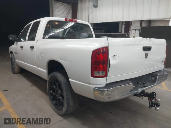 2005 Dodge 1500 SLT with VIN 1D7HA18D75J600860, listed as a IAAI auction lot 41841239 with 159,088 mi miles. Bid and sale history available at carsss.com. Image 3.