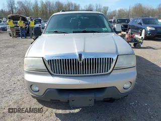 2005 Lincoln Aviator with VIN 5LMEU88H05ZJ33100, listed as a IAAI auction lot 42139584 with 205,556 mi miles and . Bid and sale history available at DreamBid. Image 13.
