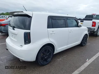 2008 Scion xB z VIN JTLKE50E781033090, wystawiony jako IAAI lot #42147891 z przebiegiem 182 113 mil mil oraz . Historia ofert i sprzedaży dostępna na DreamBid. Obrazek 4.