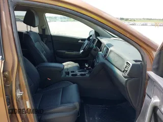 2017 Kia Sportage EX with VIN KNDPNCAC8H7264788, listed as a IAAI auction lot 42513924 with 166,239 mi miles and . Bid and sale history available at DreamBid. Image 5.