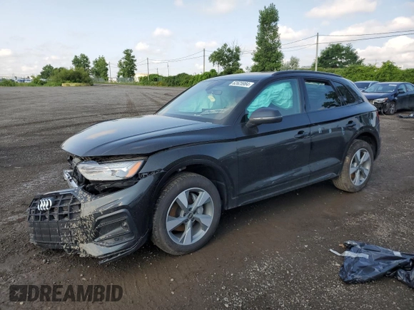 2024 Audi Q5 Komfort with VIN WA1AAAFY1R2073636, listed as a Copart auction lot 62625984 with 0 mi miles and Salvage Title. Bid and sale history available at carsss.com. Image 1.