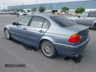 2001 BMW 3 Series 330i with VIN WBAAV53471JR79008, listed as a IAAI auction lot 42165063 with 215,409 mi miles and . Bid and sale history available at carsss.com. Image 3.