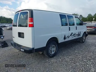 2018 Chevrolet Express Cargo with VIN 1GCWGAFP6J1337249, listed as a IAAI auction lot 42499473 with 92,075 mi miles and . Bid and sale history available at DreamBid. Image 4.