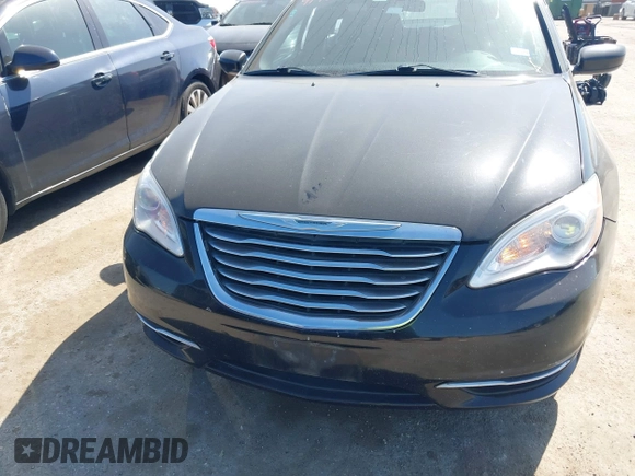2014 Chrysler 200 LX with VIN 1C3CCBAB7EN208911, listed as a IAAI auction lot 41981884 with 144,239 mi miles and . Bid and sale history available at carsss.com. Image 6.