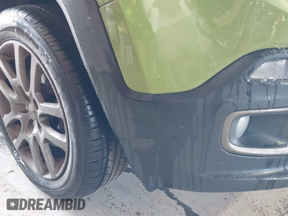 2016 Jeep Renegade Latitude with VIN ZACCJABW0GPC84719, listed as a IAAI auction lot 41375338 with 90,143 mi miles and . Bid and sale history available at DreamBid. Image 6.