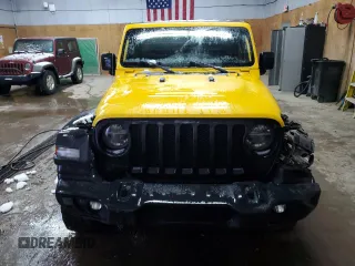 2020 Jeep Wrangler Unlimited Sport Altitude with VIN 1C4HJXDG4LW284590, listed as a Copart auction lot 84806434 with 88,887 mi miles and Salvage title. Bid and sale history available at DreamBid. Image 5.