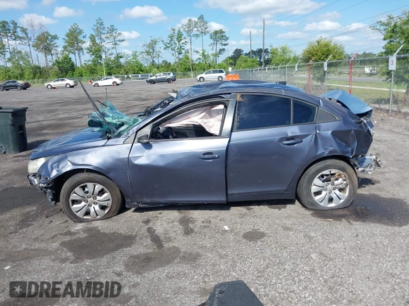 2014 Chevrolet Cruze LS with VIN 1G1PA5SH6E7245021, listed as a IAAI auction lot 42048349 with Not Provided miles and . Bid and sale history available at DreamBid. Image 13.