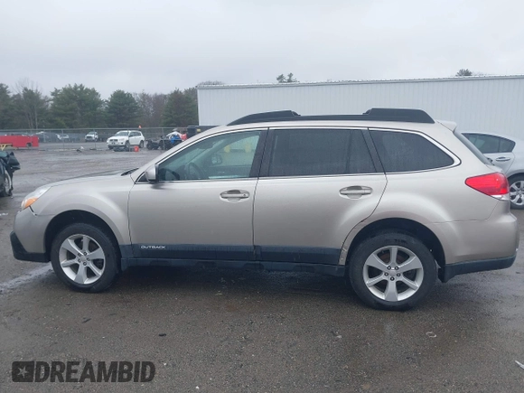 2014 Subaru Outback 2.5i Premium with VIN 4S4BRCCC5E3253063, listed as a IAAI auction lot 41966412 with 133,526 mi miles. Bid and sale history available at carsss.com. Image 14.