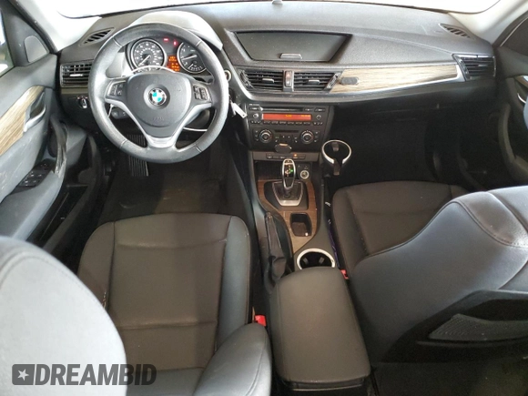2015 BMW X1 sDrive28i with VIN WBAVM1C50FVW58031, listed as a Copart auction lot 48552735 with 205,392 mi miles and Salvage Title. Bid and sale history available at carsss.com. Image 8.