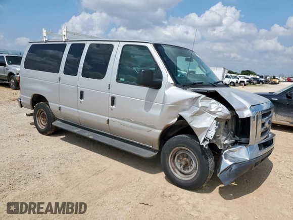 2009 Ford Econoline Passenger XL with VIN 1FBNE31L39DA56400, listed as a Copart auction lot 59878595 with 249,112 mi miles and Salvage title. Bid and sale history available at DreamBid. Image 4.