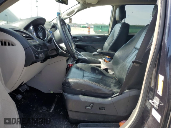 2013 Chrysler Town & Country Touring with VIN 2C4RC1BG4DR594005, listed as a Copart auction lot 54235535 with 114,356 mi miles and Clean Title. Bid and sale history available at DreamBid. Image 7.
