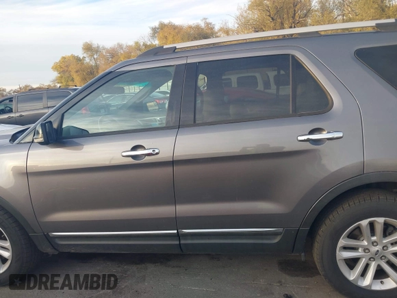 2013 Ford Explorer XLT z VIN 1FM5K8D85DGA55051, wystawiony jako IAAI lot #40871162 z przebiegiem 132 961 mil mil oraz . Historia ofert i sprzedaży dostępna na DreamBid. Obrazek 14.