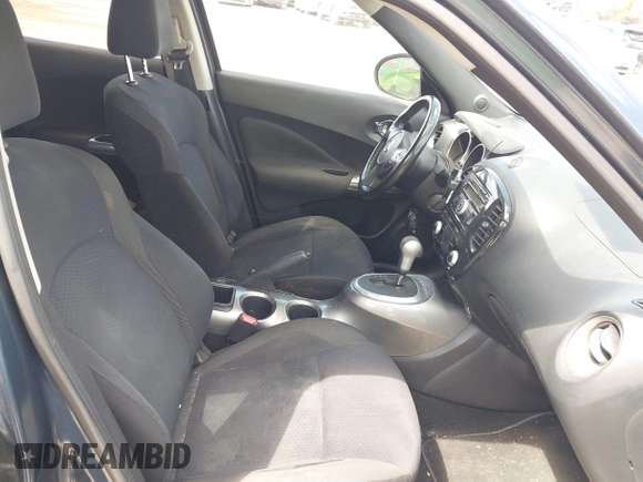 2013 Nissan Juke SV with VIN JN8AF5MV6DT229362, listed as a IAAI auction lot 41941230 with 84,897 mi miles. Bid and sale history available at carsss.com. Image 5.
