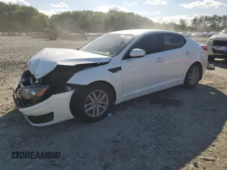 2011 Kia Optima LX z VIN KNAGM4A78B5083962, wystawiony jako Copart lot #57393855 z przebiegiem 163 311 mil mil oraz Szkoda całkowita • Salvage title. Historia ofert i sprzedaży dostępna na DreamBid. Obrazek 1.