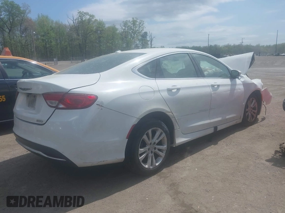 2015 Chrysler 200 Limited with VIN 1C3CCCAB3FN694544, listed as a IAAI auction lot 42082112 with Not Provided miles. Bid and sale history available at carsss.com. Image 4.