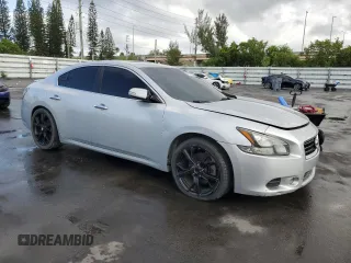 2013 Nissan Maxima SV z VIN 1N4AA5AP6DC829482, wystawiony jako Copart lot #58507365 z przebiegiem 173 510 mil mil oraz Czysty tytuł • Clean title. Historia ofert i sprzedaży dostępna na DreamBid. Obrazek 4.