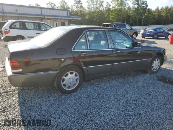 1992 Mercedes-Benz 300 with VIN WDBGB34E8NA061712, listed as a Copart auction lot 55837085 with 219,090 mi miles and Clean Title. Bid and sale history available at DreamBid. Image 3.