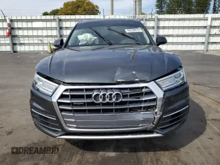 2019 Audi Q5 Premium with VIN WA1ANAFY4K2086553, listed as a Copart auction lot 46258075 with 97,817 mi miles and Non Repairable. Bid and sale history available at carsss.com. Image 5.