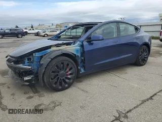 2023 Tesla Model 3 Performance z VIN 5YJ3E1EC3PF704034, wystawiony jako Copart lot #48966055 z przebiegiem 22 907 mil mil oraz Szkoda całkowita • Salvage title. Historia ofert i sprzedaży dostępna na DreamBid. Obrazek 1.