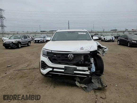 2024 Volkswagen Atlas SEL R-Line with VIN 1V2AE2CA5RC241990, listed as a Copart auction lot 53370185 with 5,294 mi miles and Salvage title. Bid and sale history available at DreamBid. Image 11.