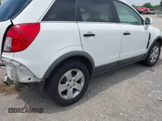 2014 Chevrolet Captiva Sport LS z VIN 3GNAL2EK2ES621832, wystawiony jako IAAI lot #42246539 z przebiegiem 73 788 mil mil oraz . Historia ofert i sprzedaży dostępna na DreamBid. Obrazek 4.
