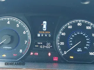 2012 Hyundai Equus Signature с VIN KMHGH4JH1CU052880, выставлен на аукционе IAAI как лот 42680007 с пробегом 163 466 миль миль и . История ставок и продаж доступна на DreamBid. Изображение 7.